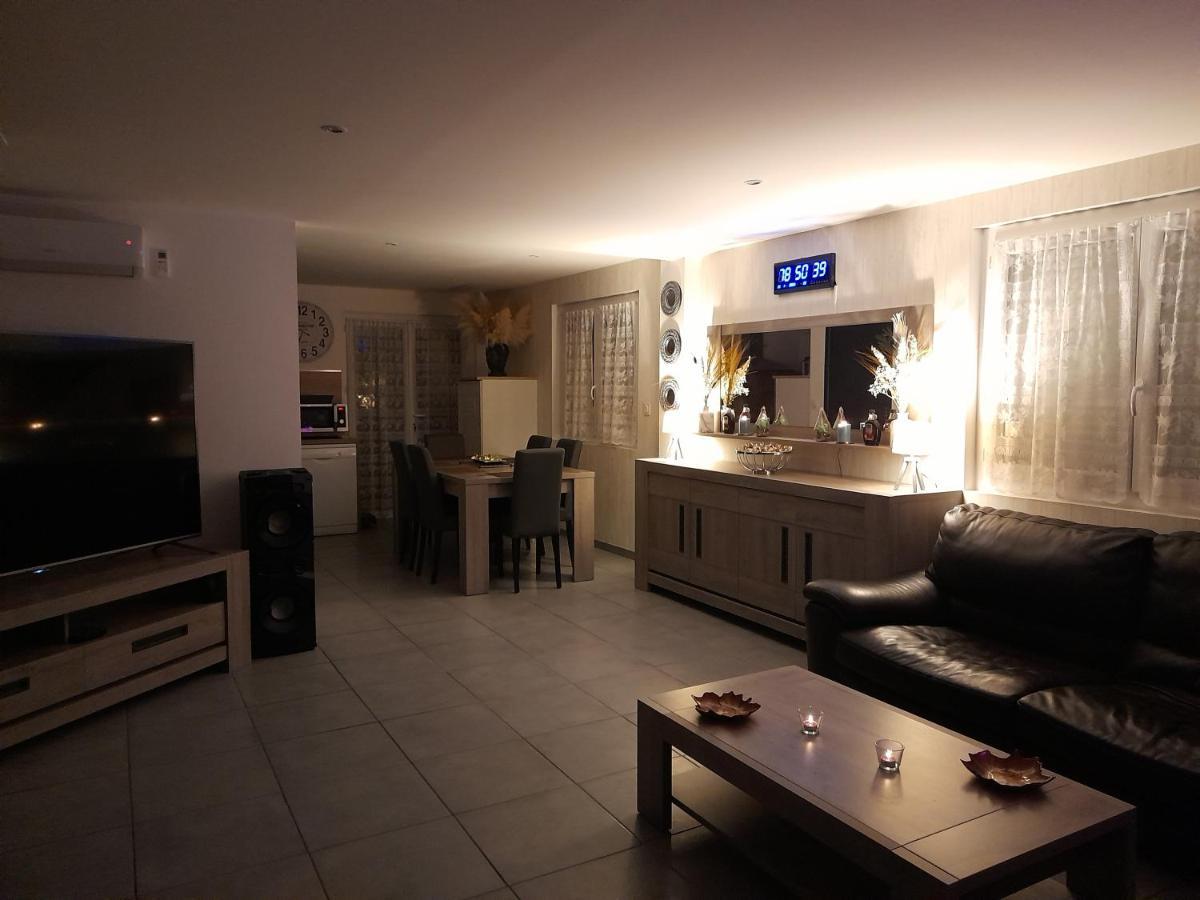 Les Pieds Dans L'Eau Apartment แซนต์-มารี-ลา-แมร์ ภายนอก รูปภาพ